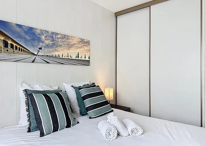 Apartment Cote Yourhosthelper *